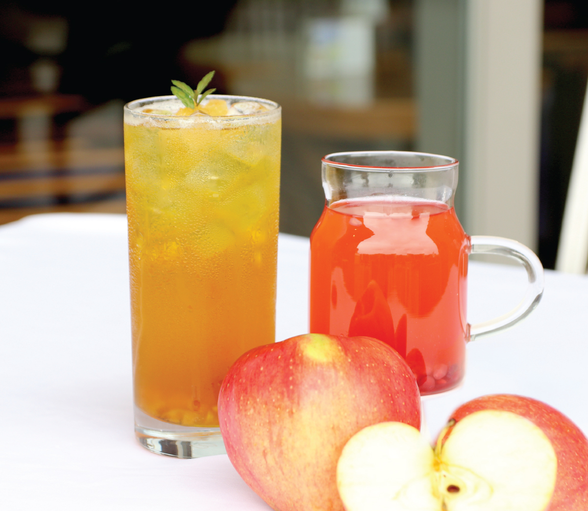 APPLE-SCENTED AUTUMN